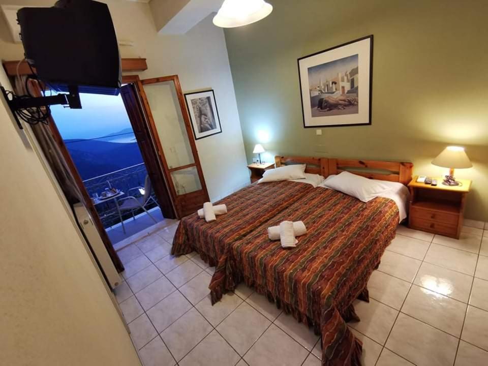 Sun View Guesthouse Дельфы Экстерьер фото